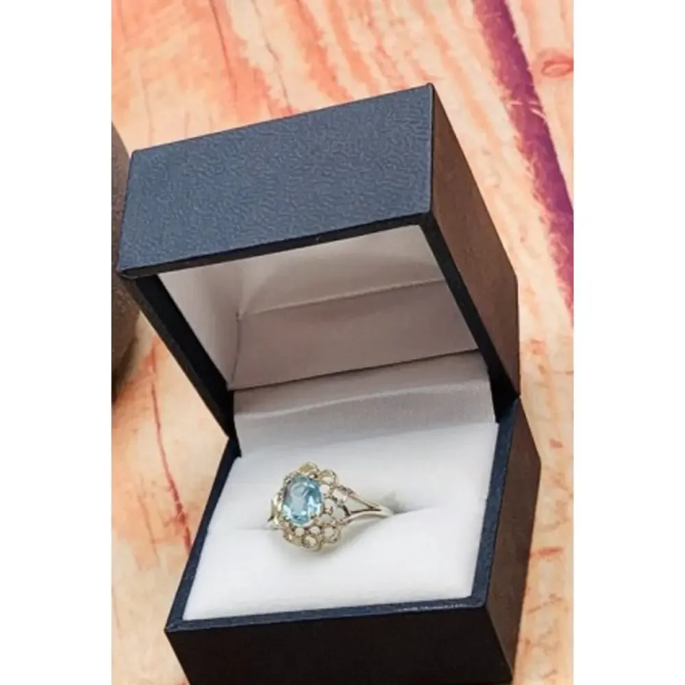 925 Sterling Silver Topaz Ring Size 7.5